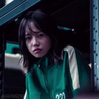 😶