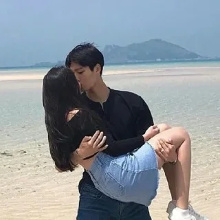 😘