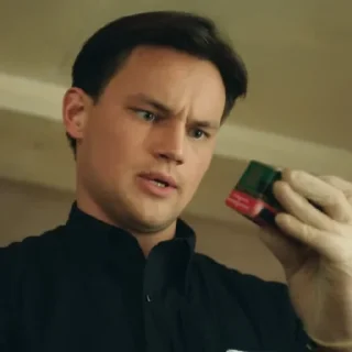 😐