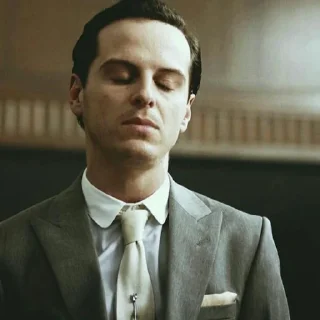 ♟