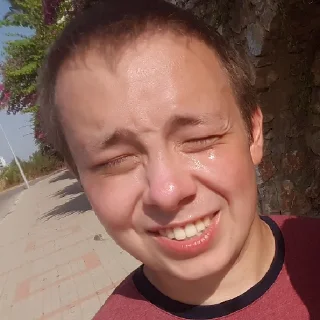 😭