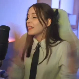 👏