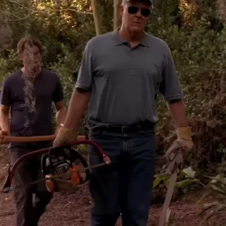 🔨