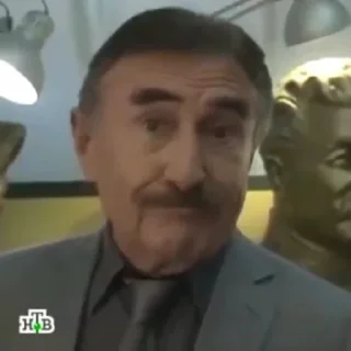 😩