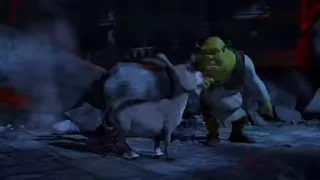 🤢