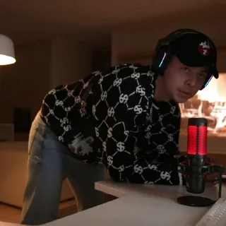 🤤