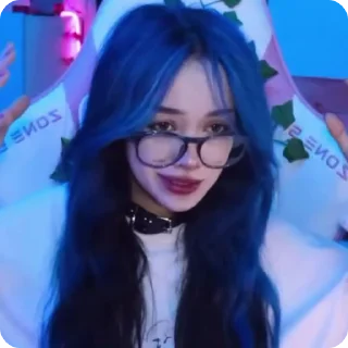 😱