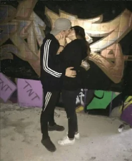 😙