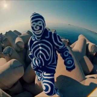 ✊