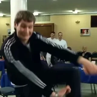 👊