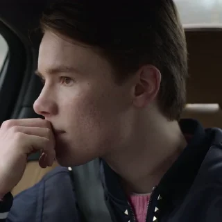 👑