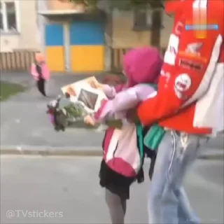 😶