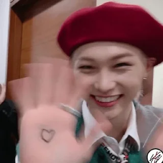 🤗