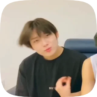 😘