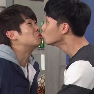 👨‍❤️‍👨