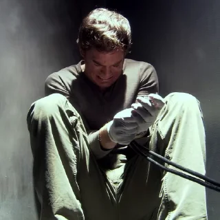 😢