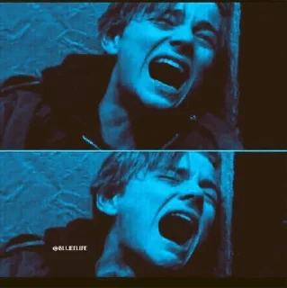😭