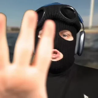 ✋
