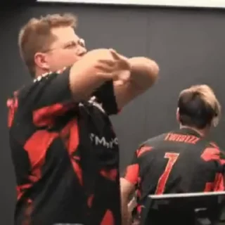 🤜