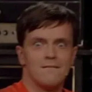 😱