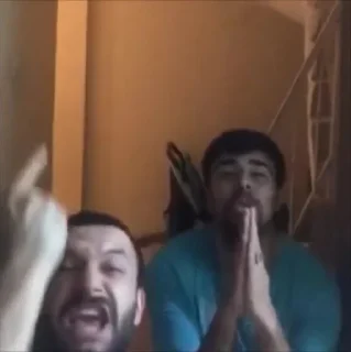 👈