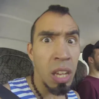 🤨