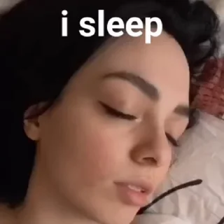 😴