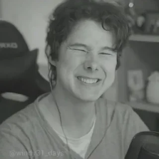 😁