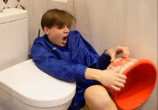 😧
