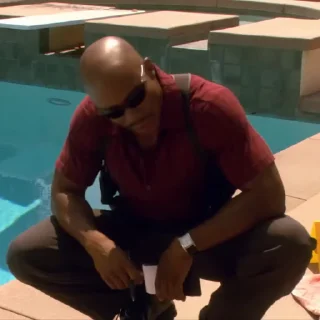 😎