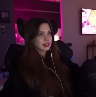 😂
