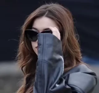 😎
