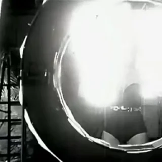 🎬