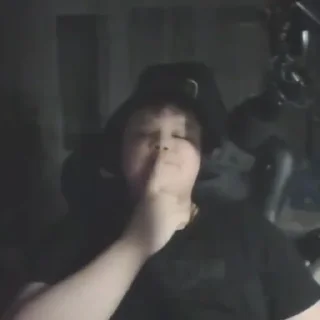 🤫