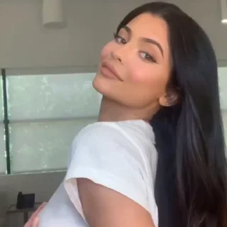 😐