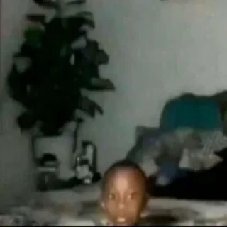 😐