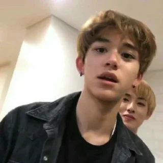 📎
