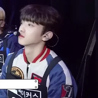 😶