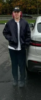 👽