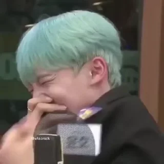 😂