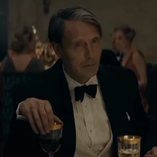 🎬