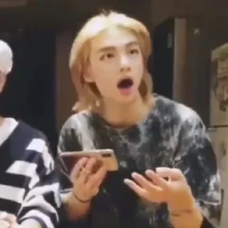 😲
