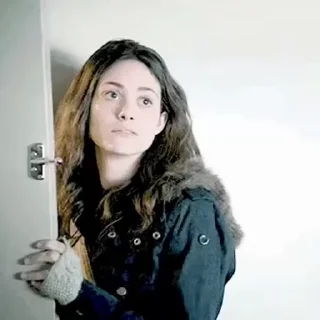 😐