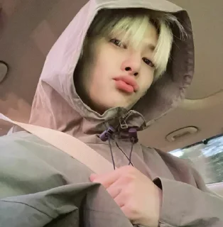 😙