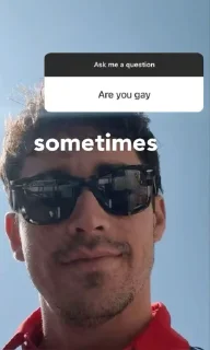 🤩