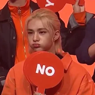 😑
