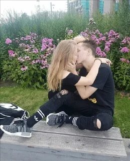 😙