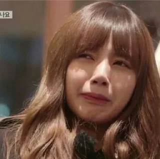 😣
