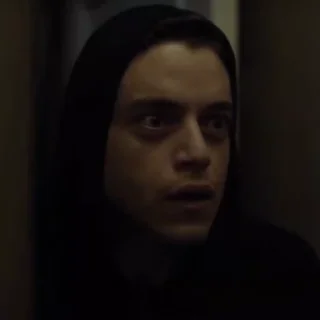 🎭