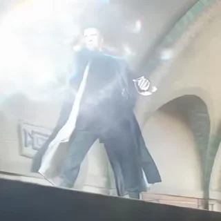 😱